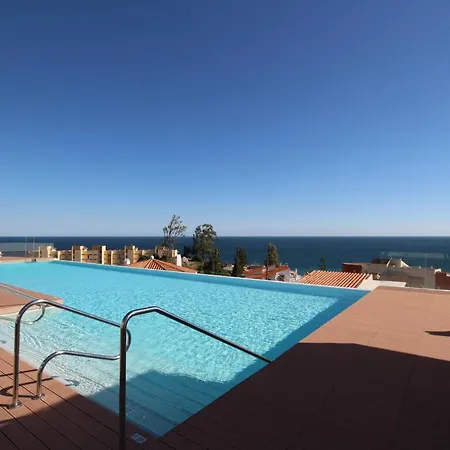 4 Bed Residential Palm Beach C5 Holiday home *
