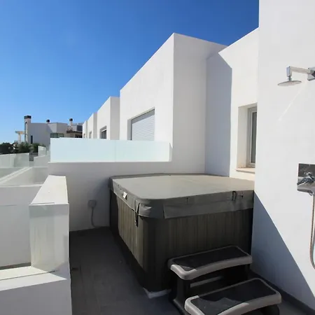 Holiday home 4 Bed Residential Palm Beach C5 Fuengirola