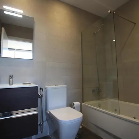 Holiday home 4 Bed Residential Palm Beach C5